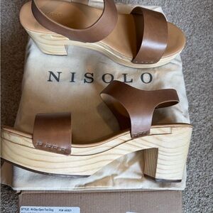 NISOLO All Day Open Toe Clog Sandals – Women’s Size 11 – Almond – NEW IN BOX